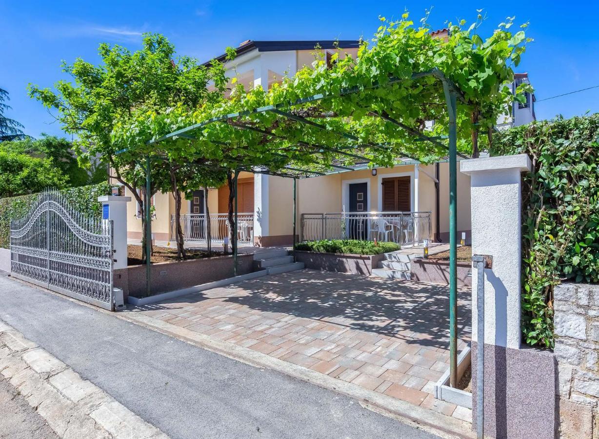 Rino Appartement Poreč Buitenkant foto