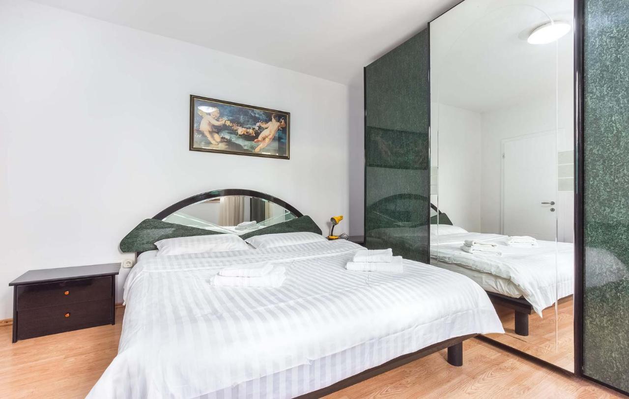 Rino Appartement Poreč Buitenkant foto